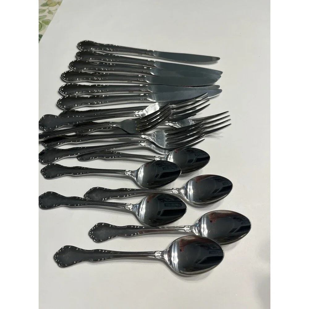 18pc Queens Court Japan Stainless Flatware Spoons/Forks/Knives 6 each